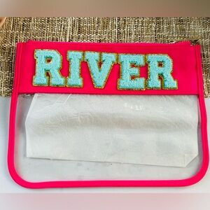 Lg Clear Pouch